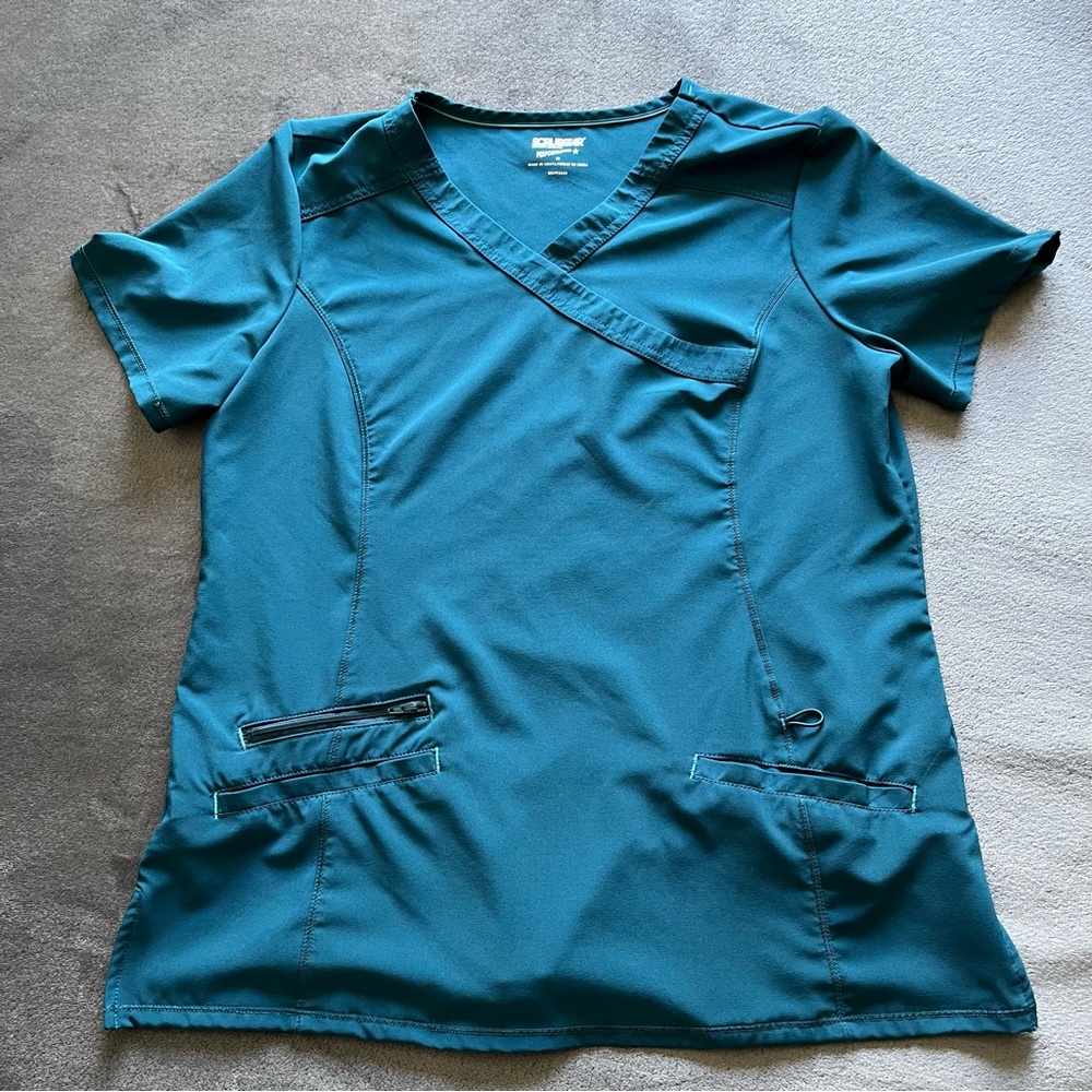Scrub star scrub top Caribbean blue